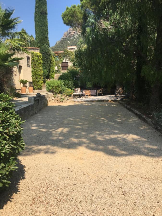 Villa La Grande Bastide Piscine Et Tennis Collectif カシ エクステリア 写真